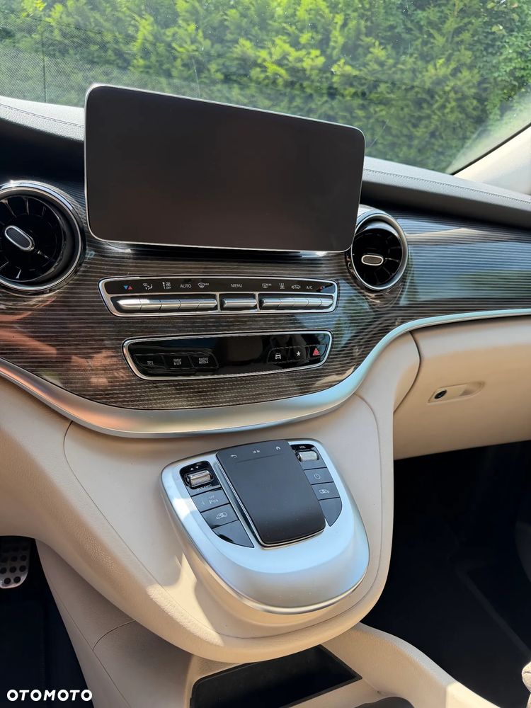 Mercedes-Benz EQV 300 90kWh - 16