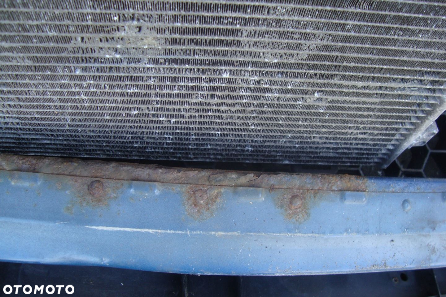 PAS CHŁODNICE WZMOCNIENIE BELKA 1,4 HDI CITROEN C1 AYGO 107 05-14 - 4