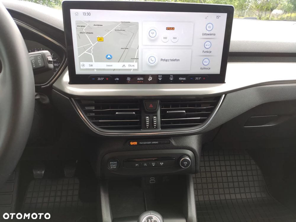 Ford Focus 1.0 EcoBoost mHEV Titanium - 34