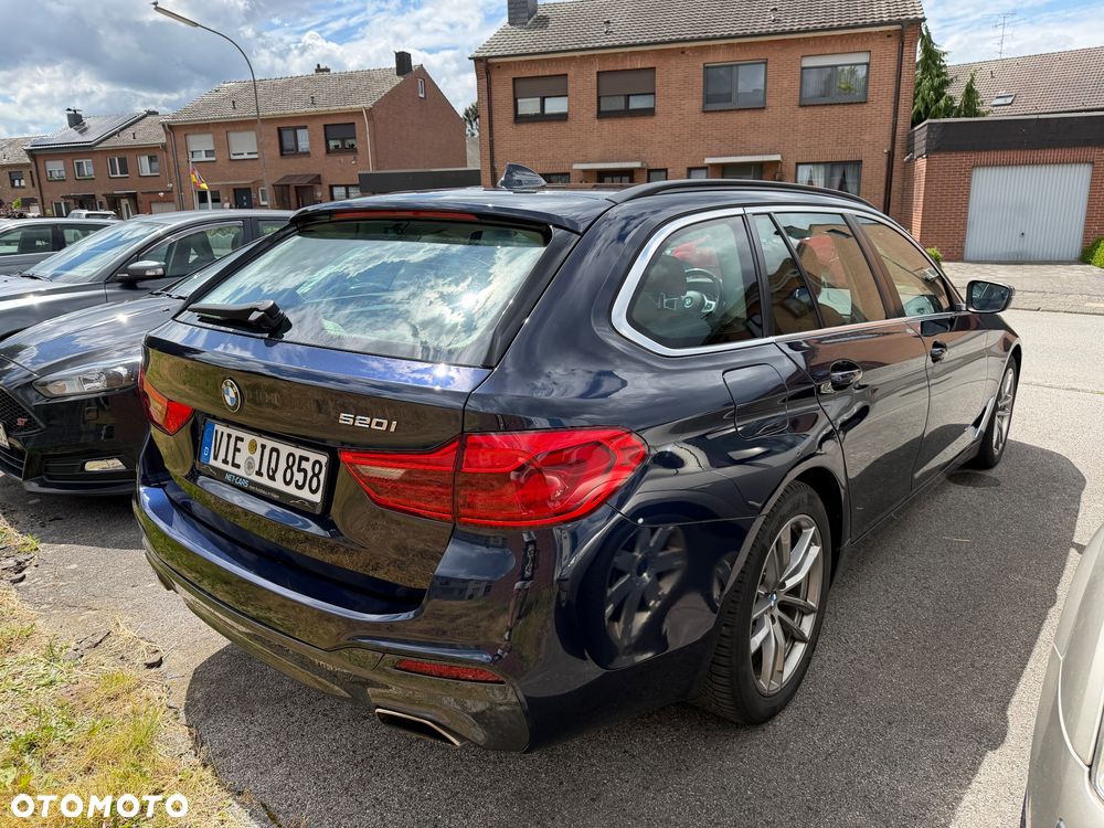 BMW Seria 5 520i M Sport Edition - 2
