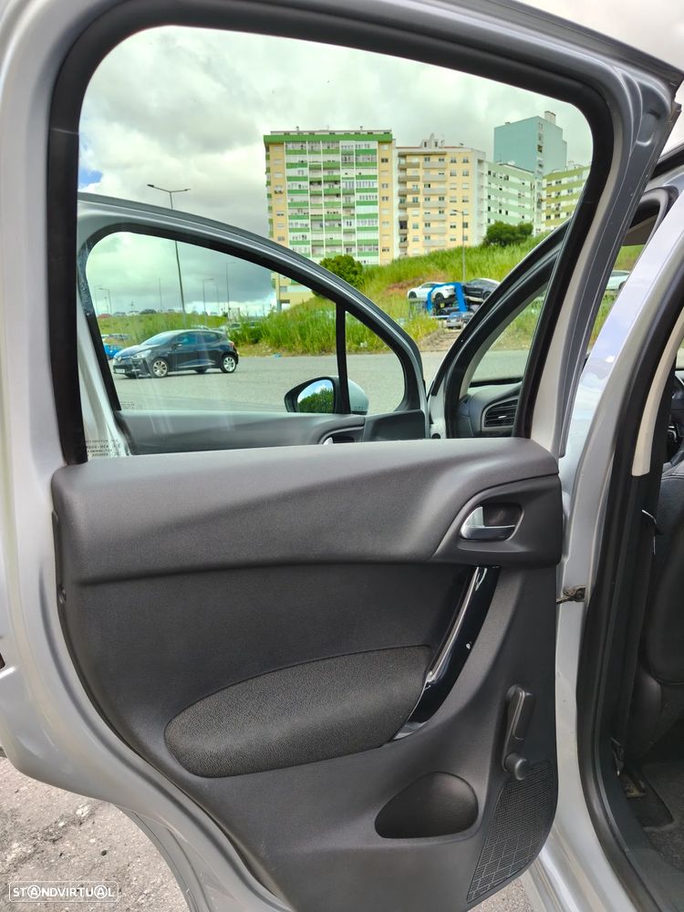Citroën C3 1.2 PureTech Collection - 21