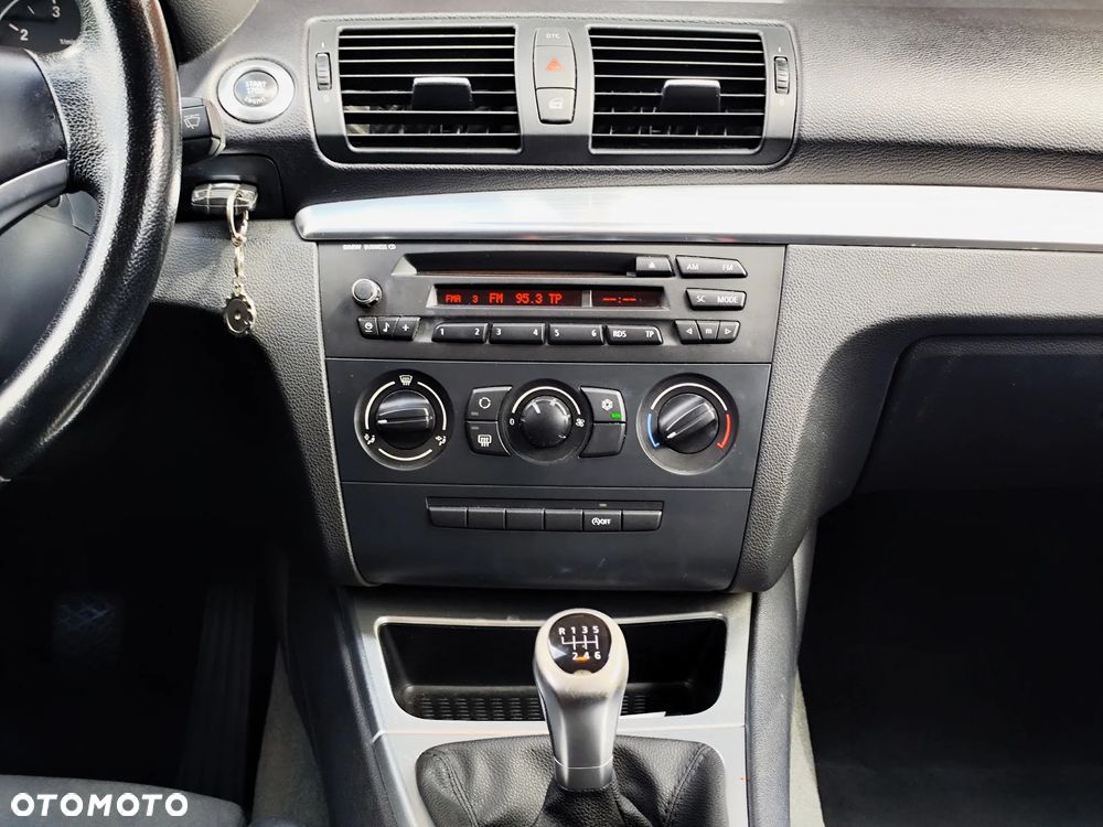 BMW Seria 1 - 19