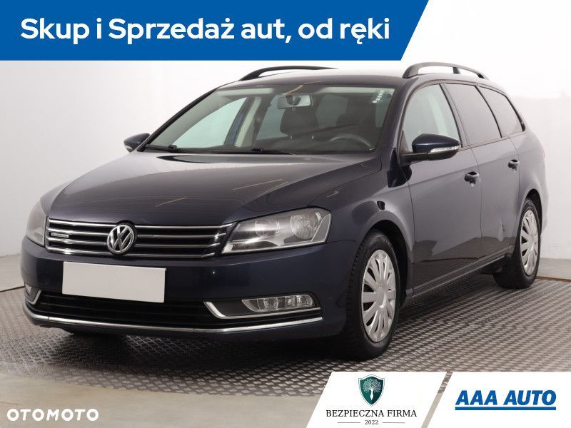 Volkswagen Passat Variant - 2
