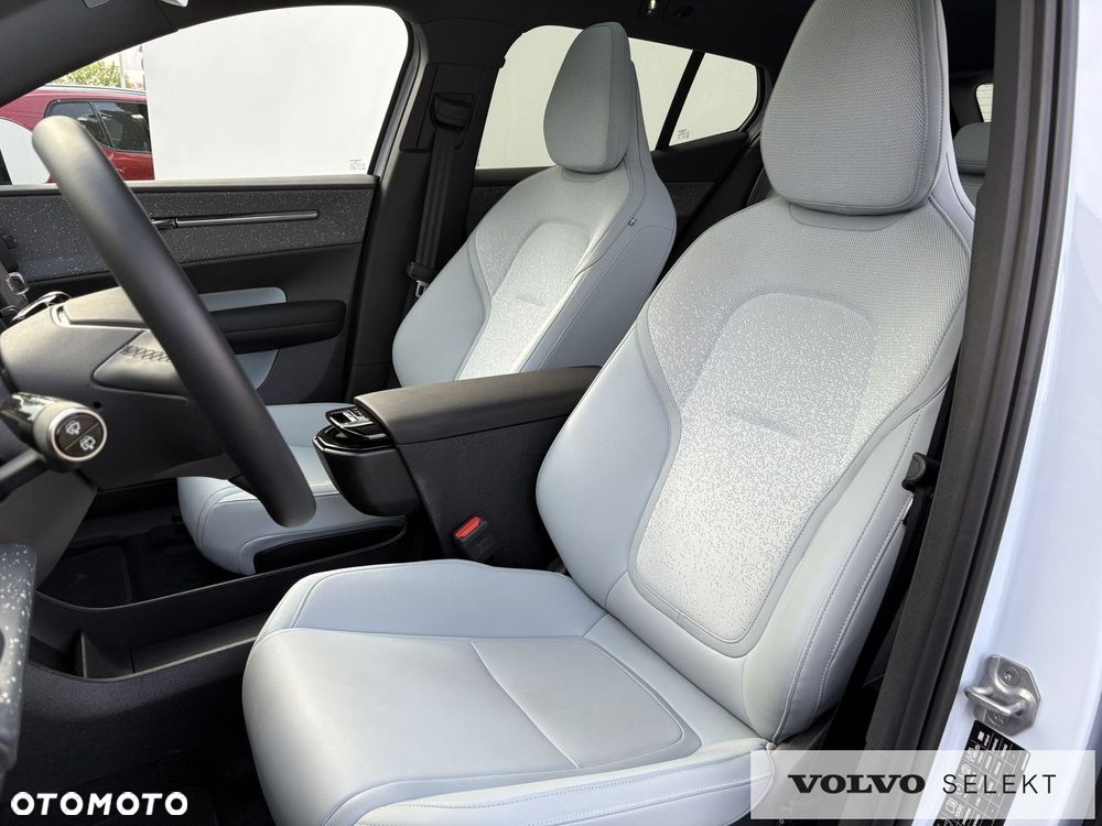 Volvo EX30 - 9