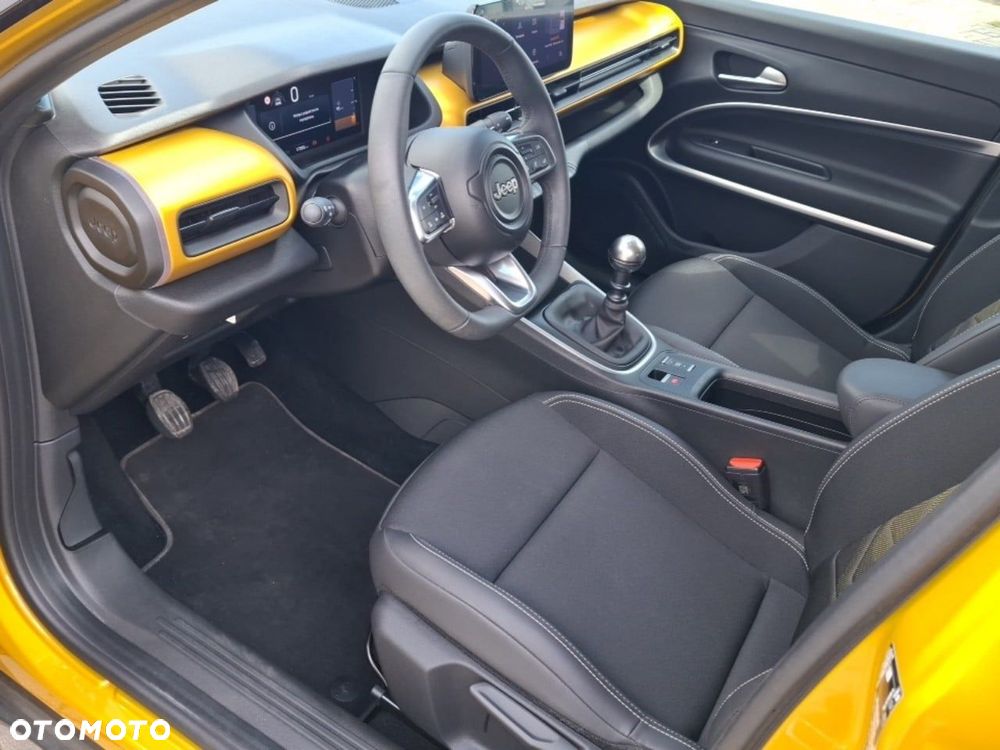 Jeep Avenger 1.2 GSE T3 Summit FWD - 19