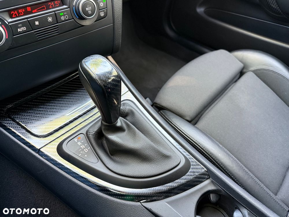 BMW Seria 1 - 22