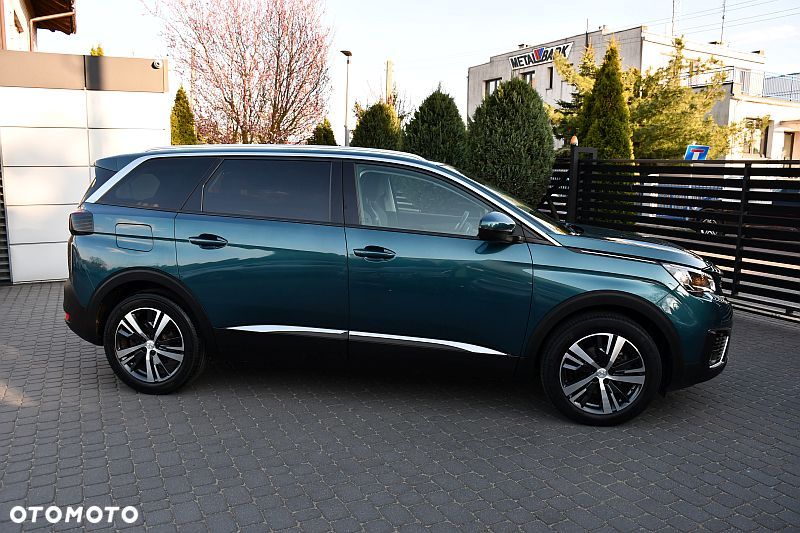 Peugeot 5008 THP 165 EAT6 Allure - 33