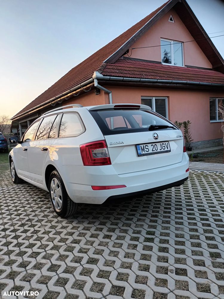 Skoda Octavia 1.6 TDI Classic - 5