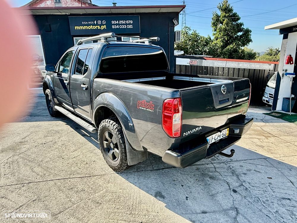 Nissan Navara 2.5 dCi CD LE Prem.+BDT AT - 41