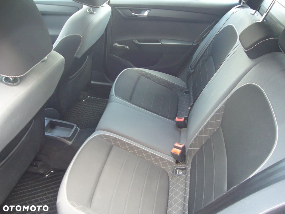 Skoda Fabia 1.0 TSI Ambition - 13