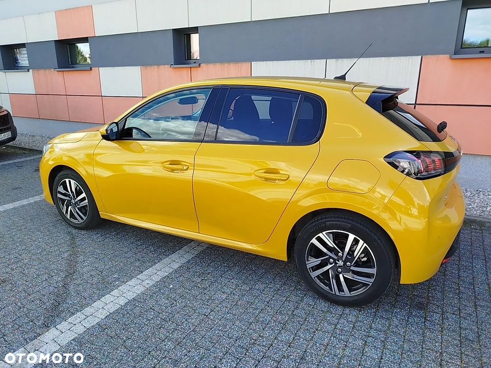 Peugeot 208 TURBO 100 Allure - 3