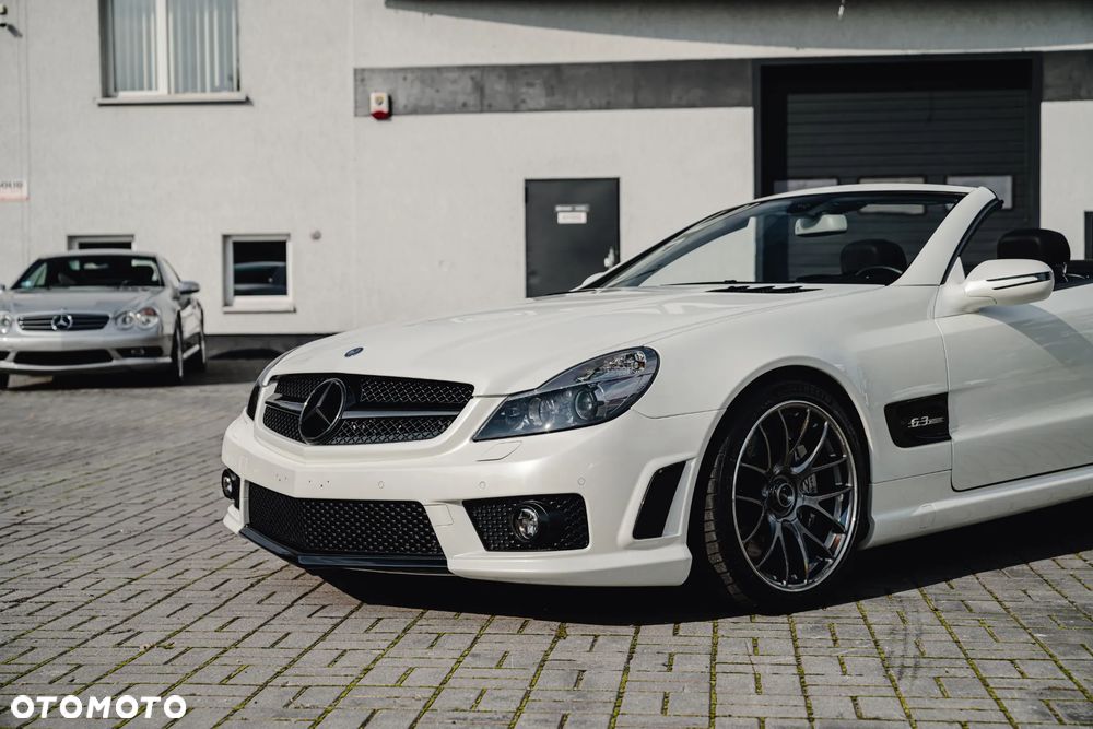 Mercedes-Benz SL - 15