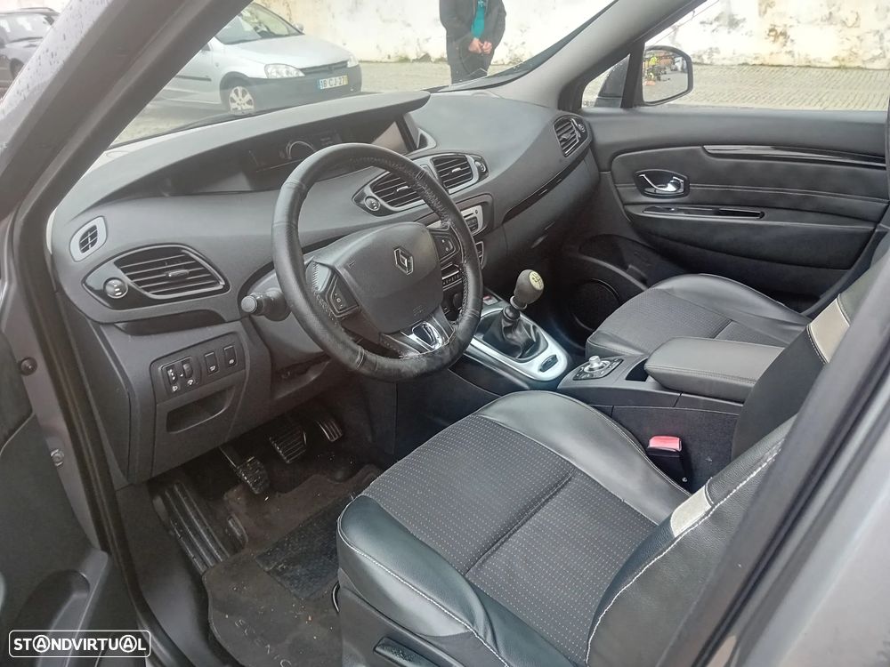 Renault Grand Scénic 1.5 dCi Bose Edition SS - 20