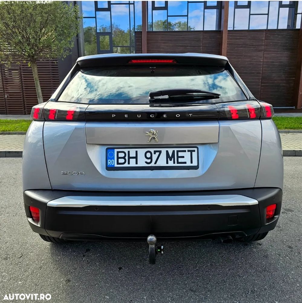 Peugeot 2008 - 9