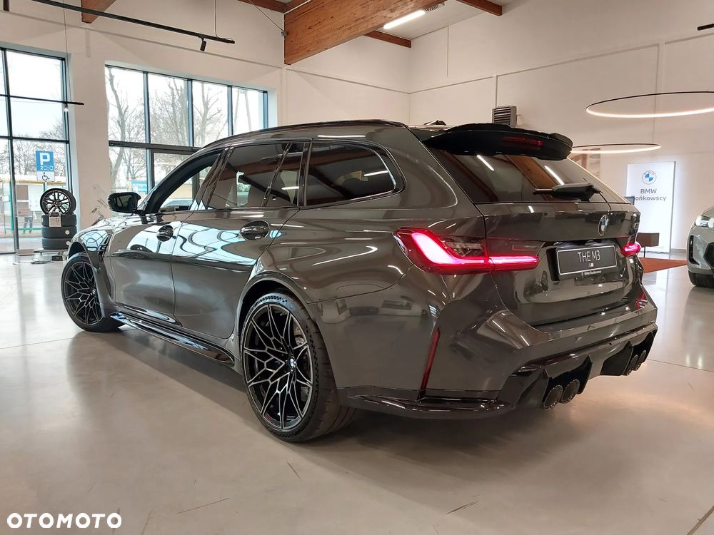 BMW M3 Competition M xDrive - 4
