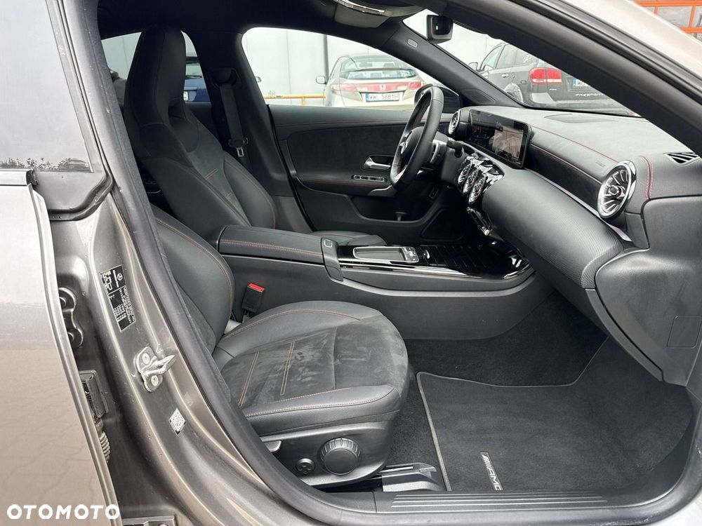 Mercedes-Benz CLA 200 mHEV AMG Line 7G-DCT - 20