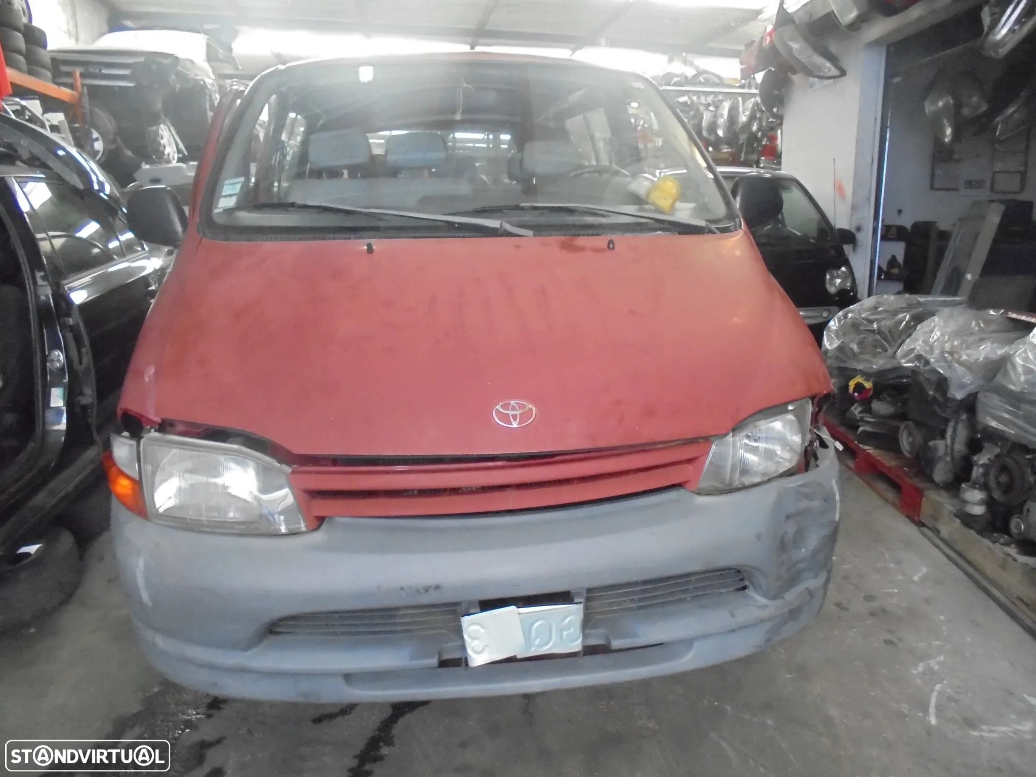 TOYOTA HIAC 121 - 1
