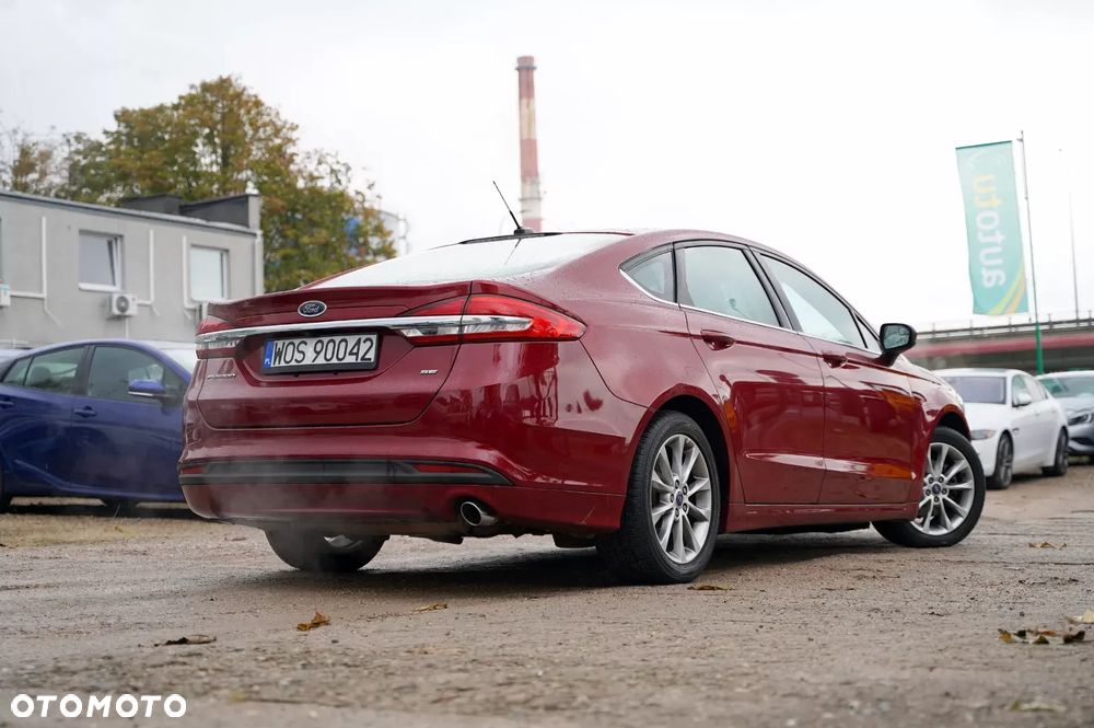 Ford Fusion - 7