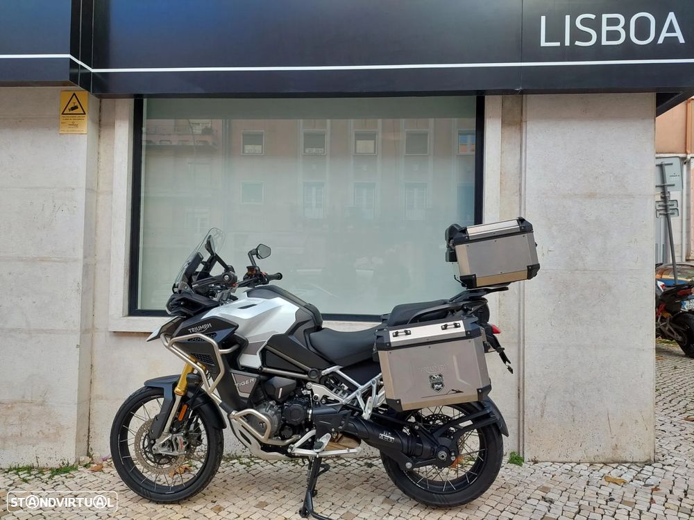 Triumph Tiger 1200 Rally Explorer - 2