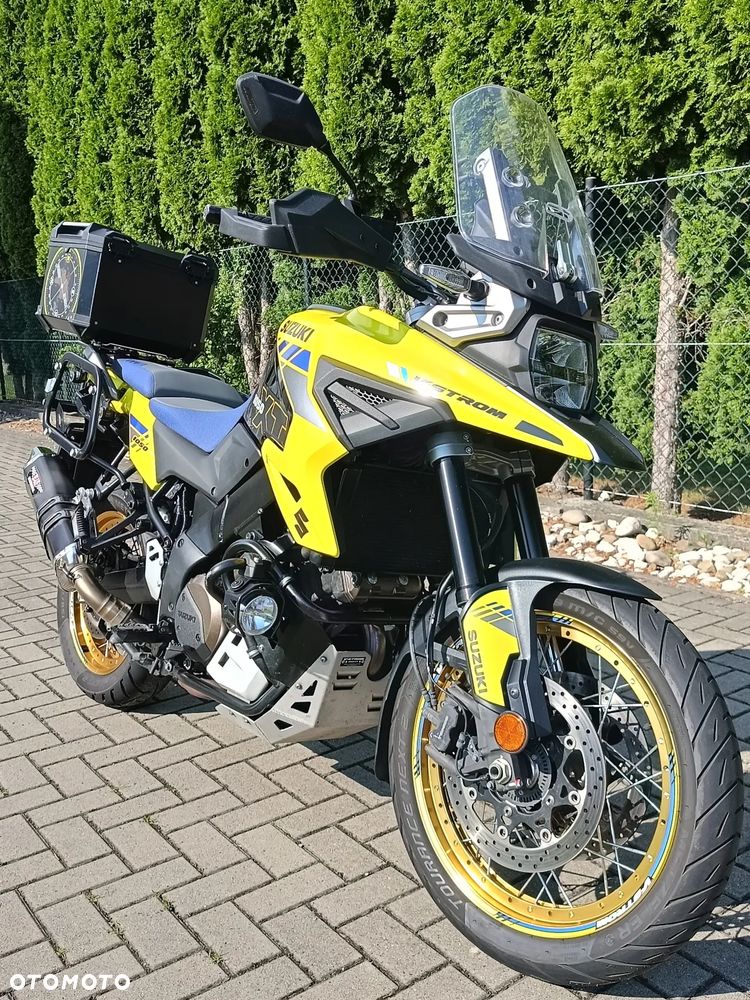 Suzuki V-STROM - 2