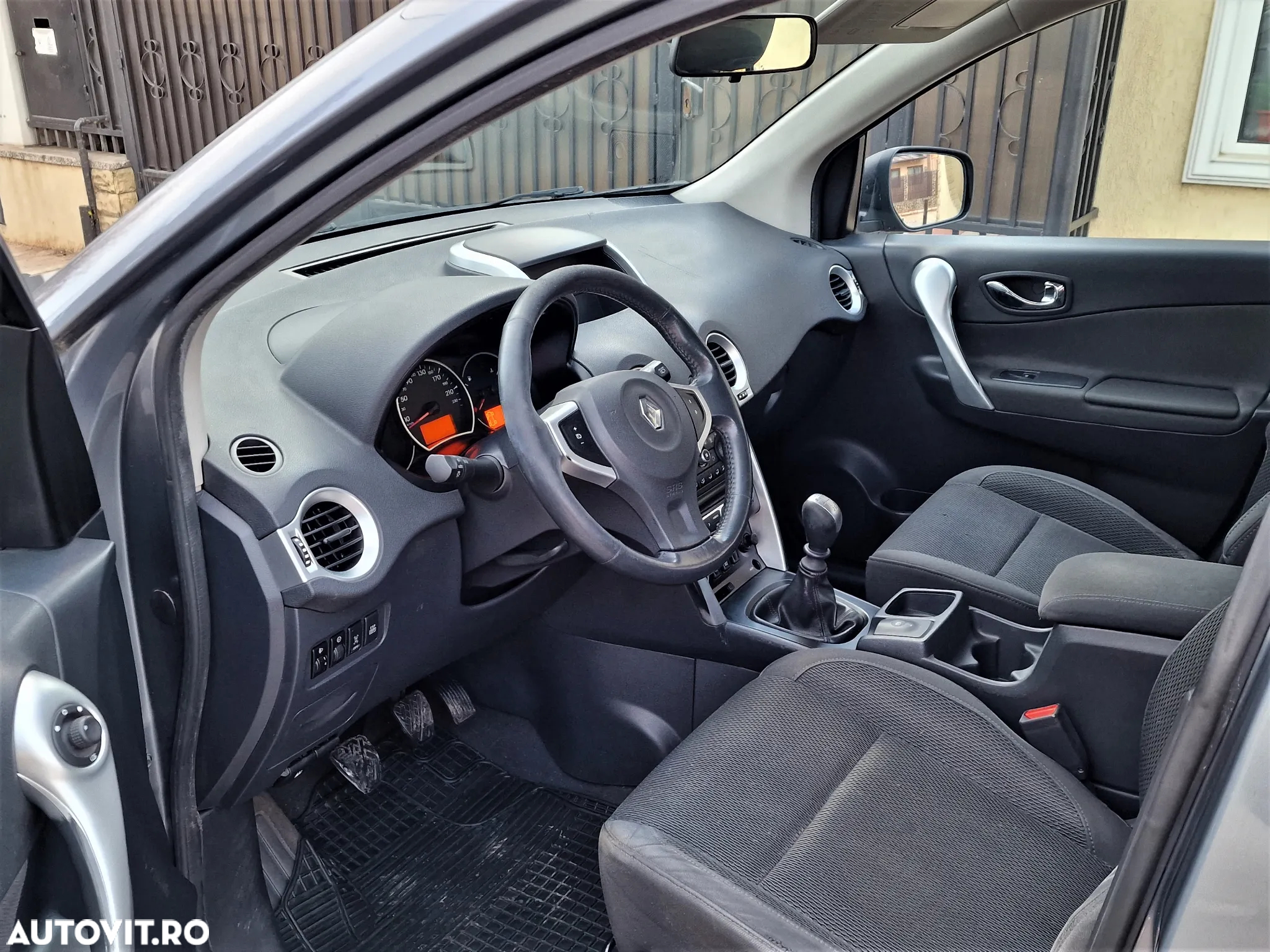 Renault Koleos 2.0 dCI FAP 4x4 Dynamique - 6