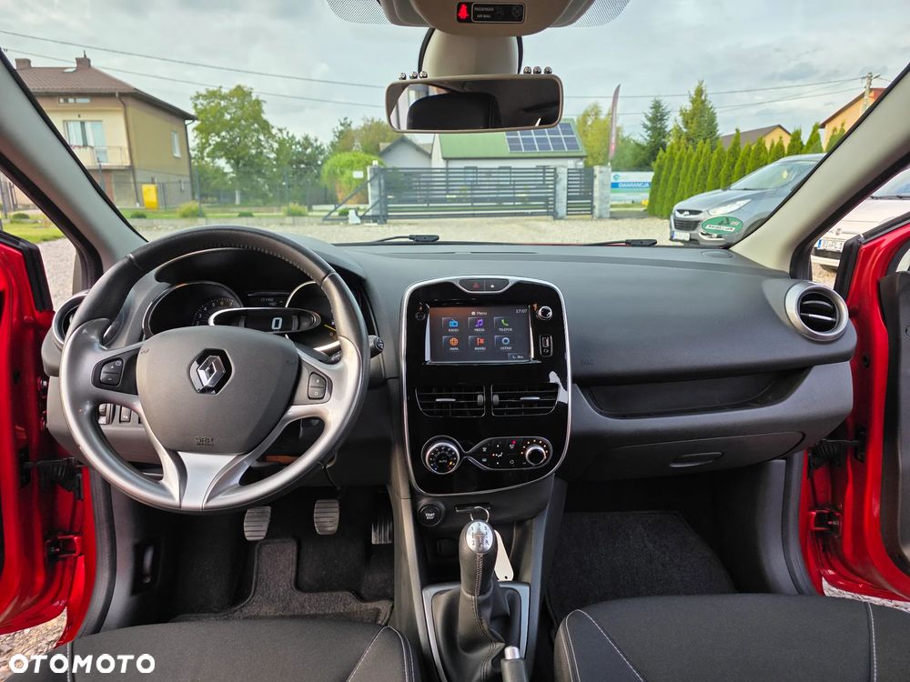 Renault Clio 1.2 16V 75 Limited - 15