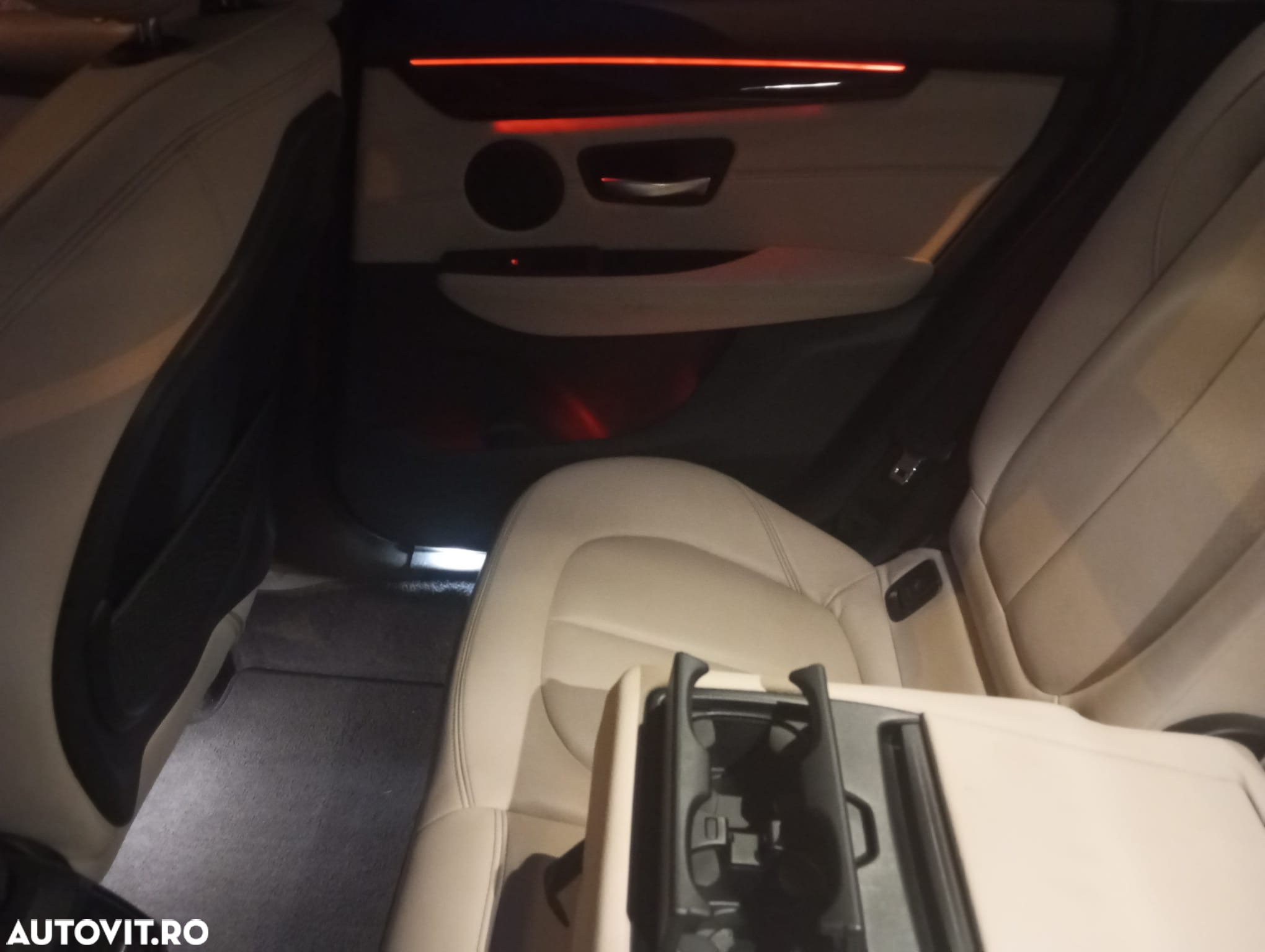 BMW Seria 2 218d Active Tourer Aut. Luxury Line - 31