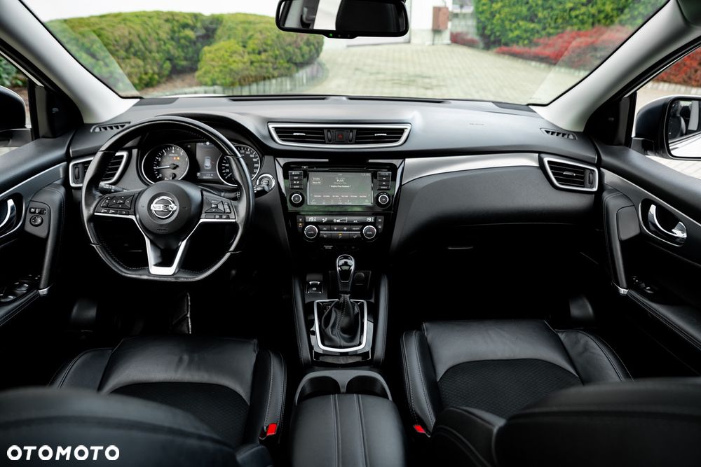 Nissan Qashqai 1.3 DIG-T DCT TEKNA - 29