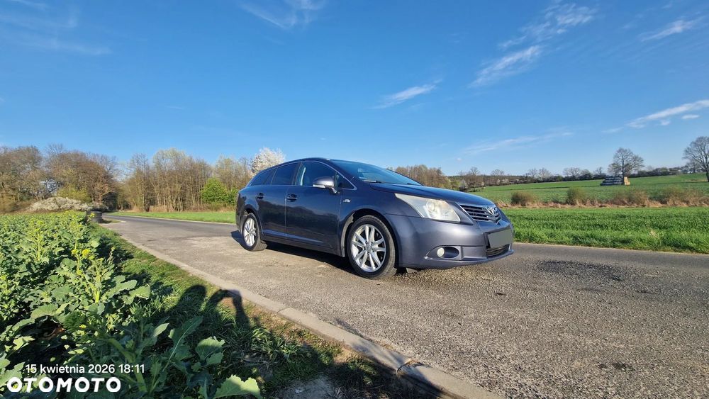 Toyota Avensis 2.2 D-4D Automatik Sol - 26
