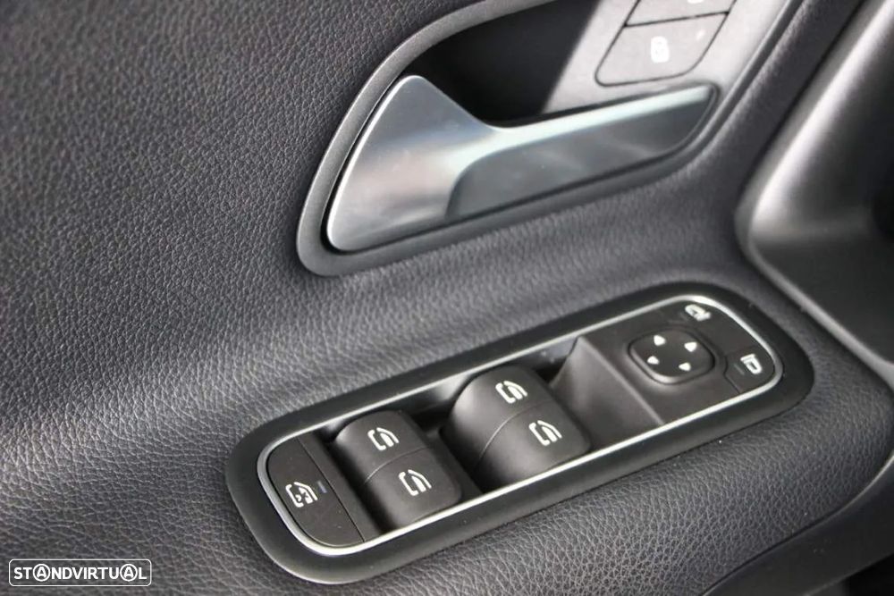 Mercedes-Benz A 180 d Business Solutions - 25