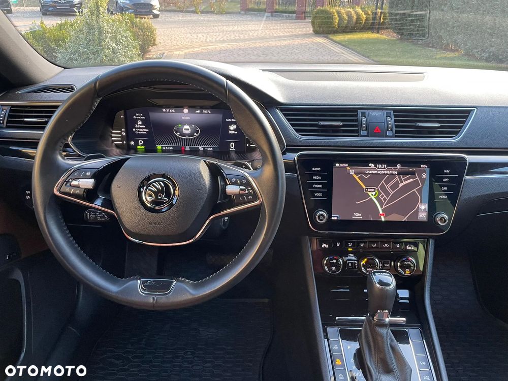 Skoda Superb 1.4 TSI Plug-In Hybrid L&K DSG - 12