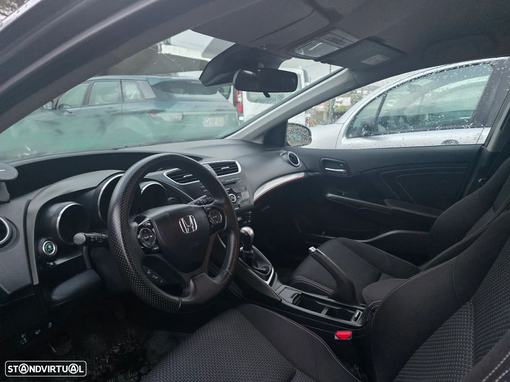 Honda Civic Tourer 1.6 i-DTEC Elegance - 14
