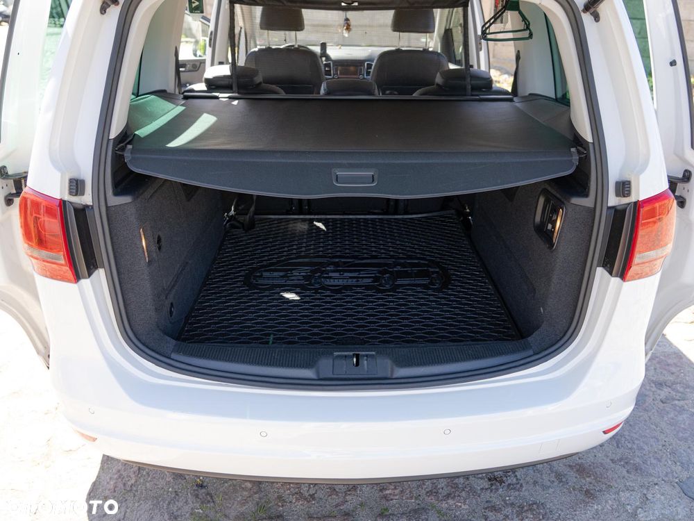 Volkswagen Sharan 2.0 TDI Trendline - 38