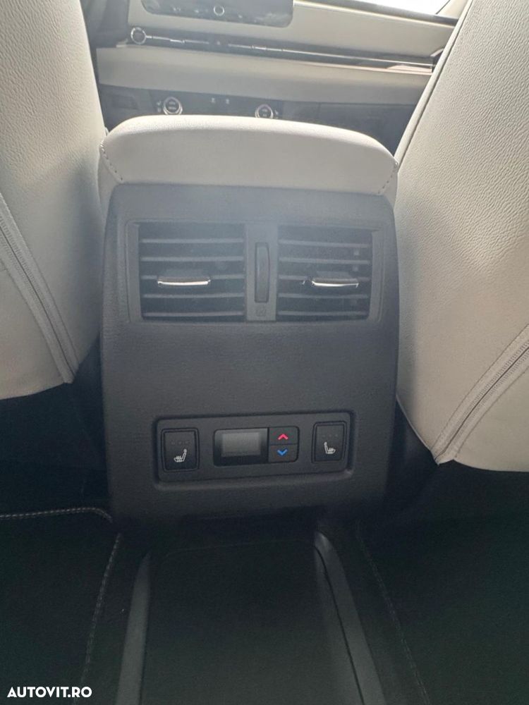 Mitsubishi Outlander - 20