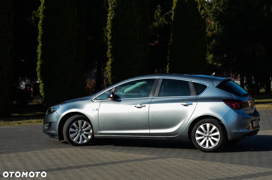 Opel Astra 1.4 Turbo Cosmo - 20
