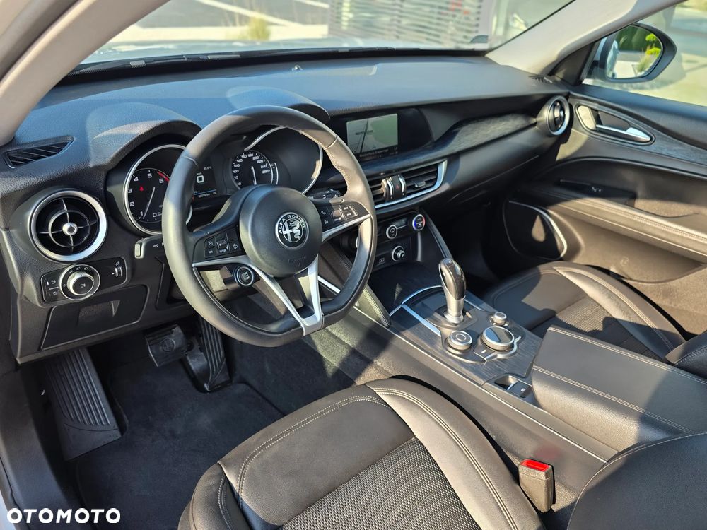 Alfa Romeo Stelvio 2.0 Turbo Super Q4 - 25
