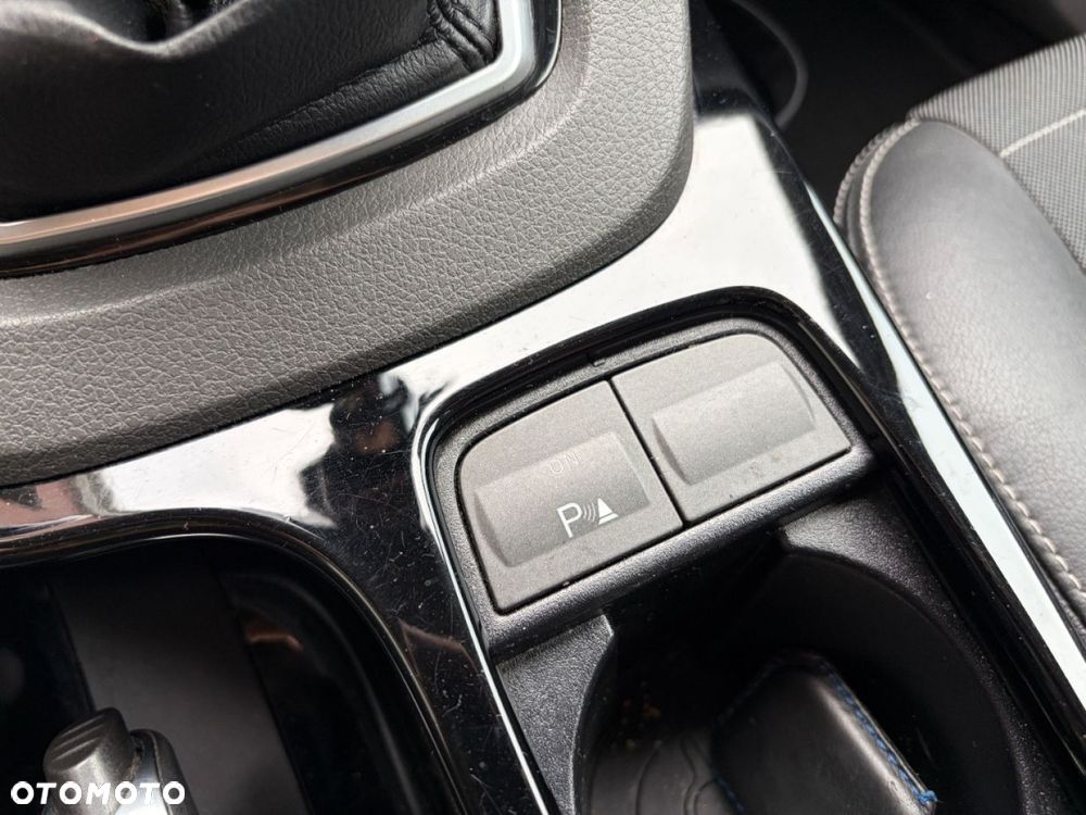 Ford Kuga - 19