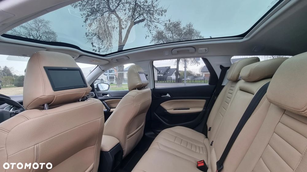 Peugeot 308 1.6 BlueHDi Allure S&S - 19