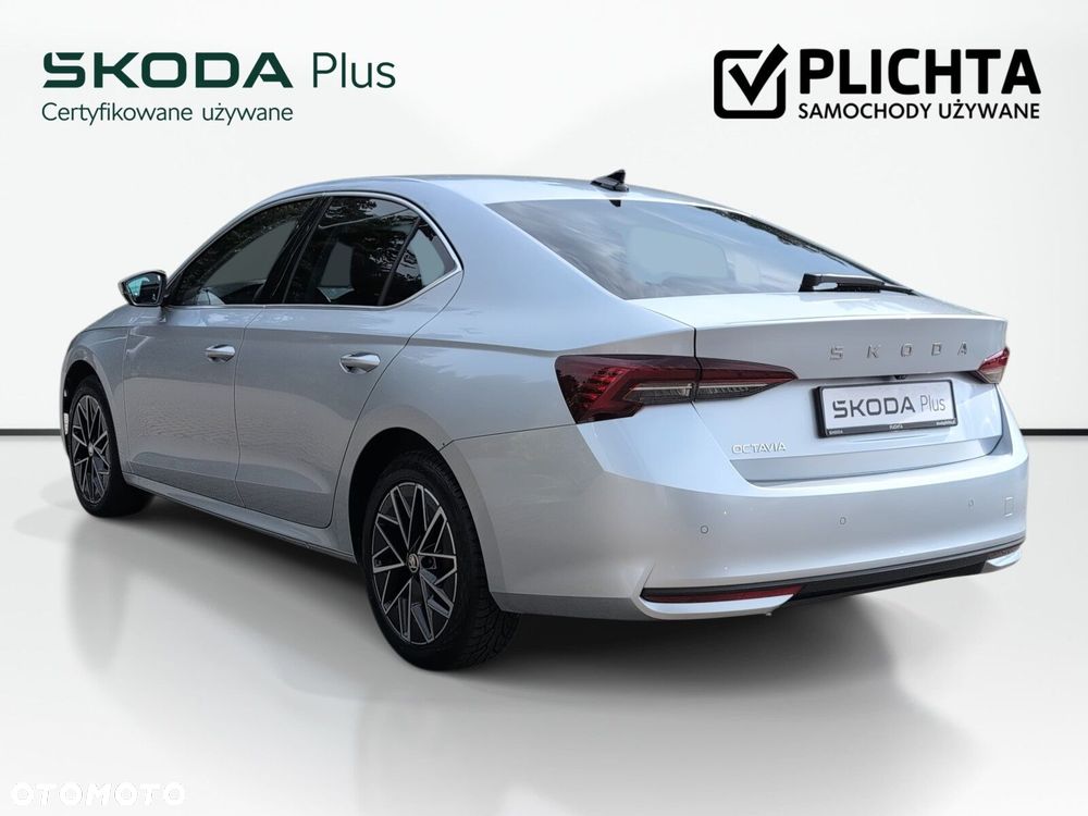 Skoda Octavia 2.0 TDI Selection DSG - 8