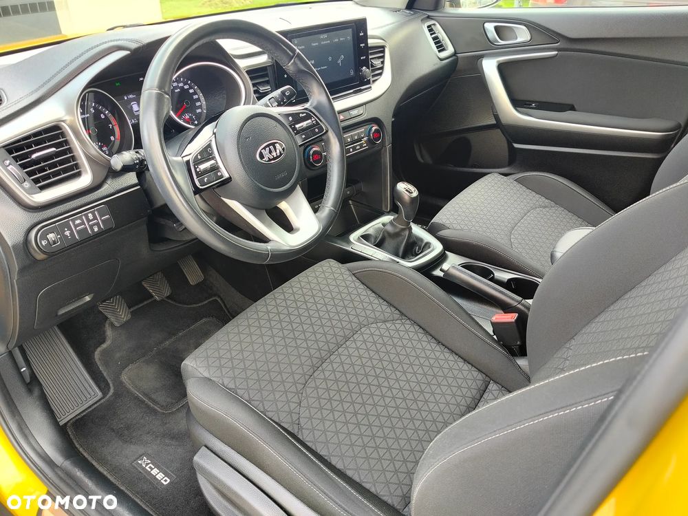 Kia XCeed 1.4 T-GDI M - 21