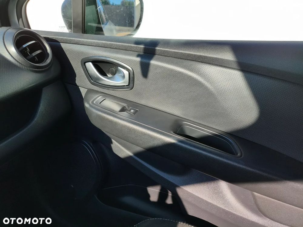 Renault Clio 1.5 dCi Energy Life - 22