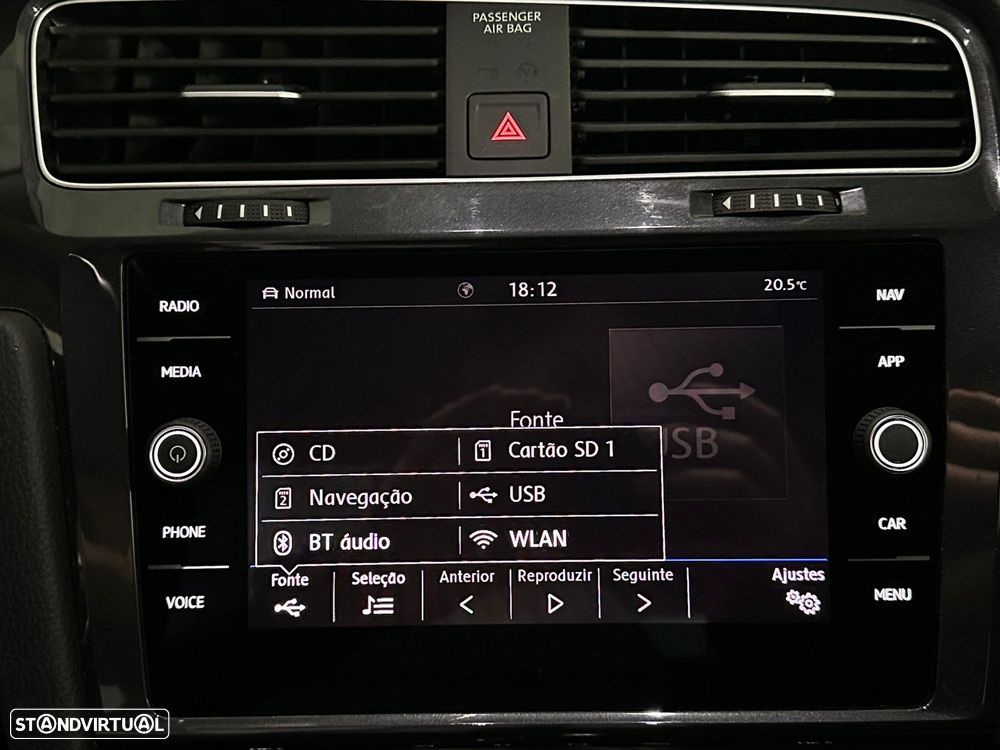 VW e-Golf AC/DC - 23