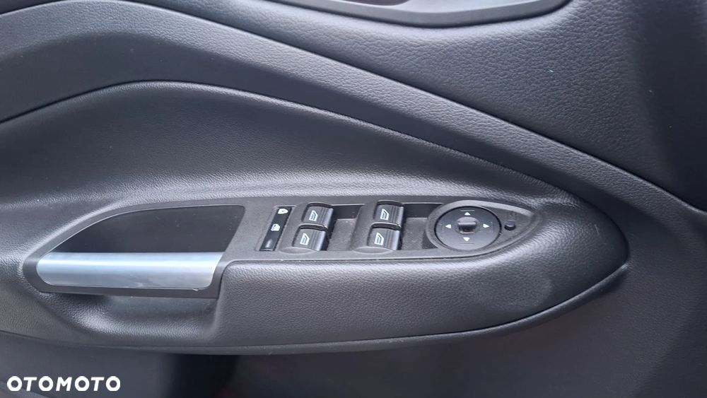 Ford Kuga 2.0 TDCi AWD Titanium - 17