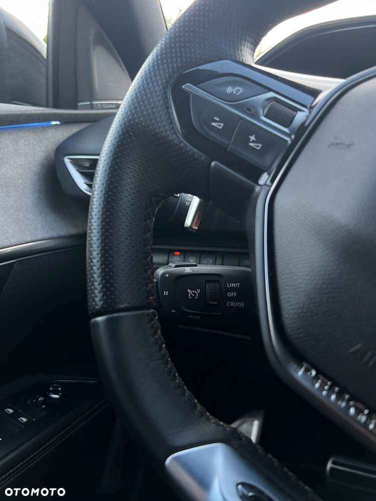 Peugeot 5008 2.0 BlueHDi GT S&S EAT8 - 24