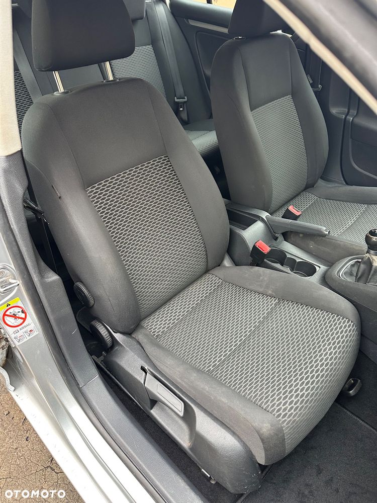 Volkswagen Golf 1.6 TDI 4Motion BlueMotion Technology Comfortline - 26