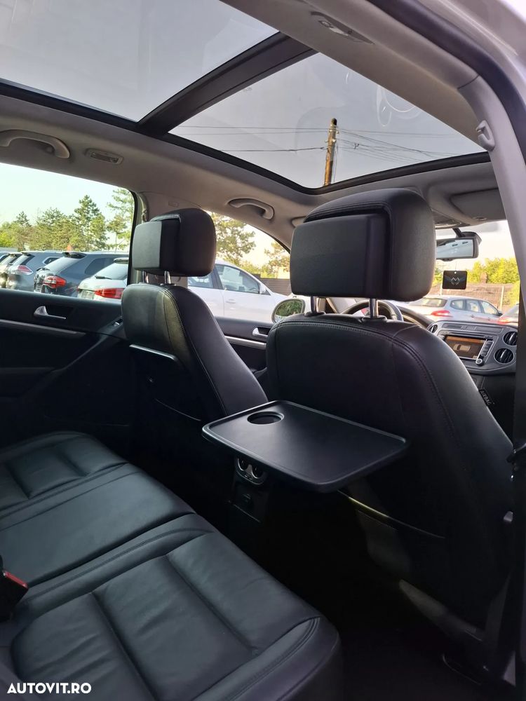 Volkswagen Tiguan 2.0 TDI DPF 4Motion BlueMotion Technology DSG Exclusive - 12