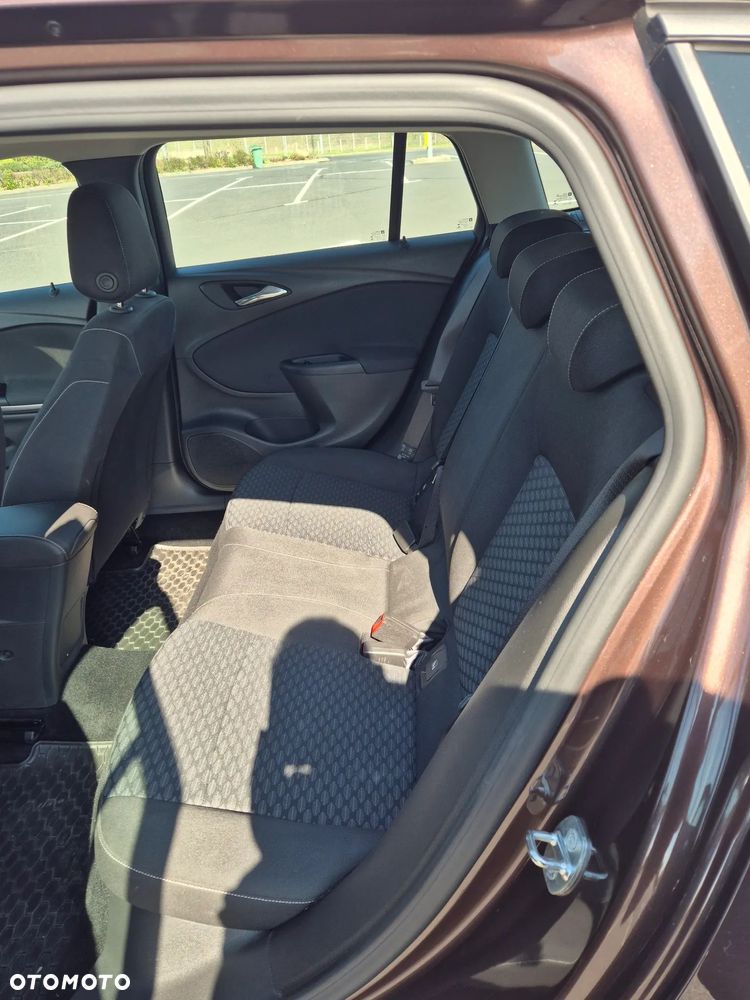 Opel Astra - 8