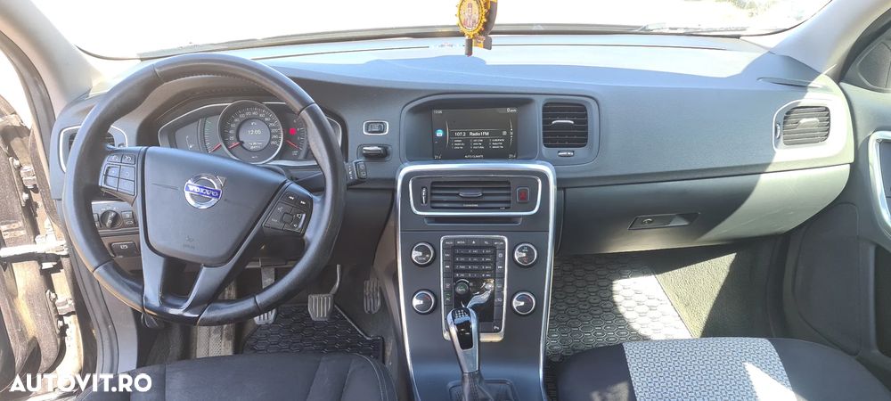Volvo V60 D2 Basic - 5
