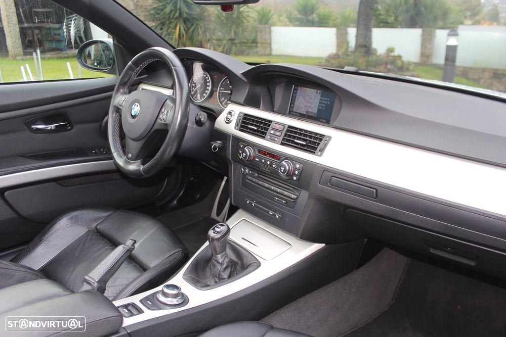 BMW 320 d Cabrio - 33