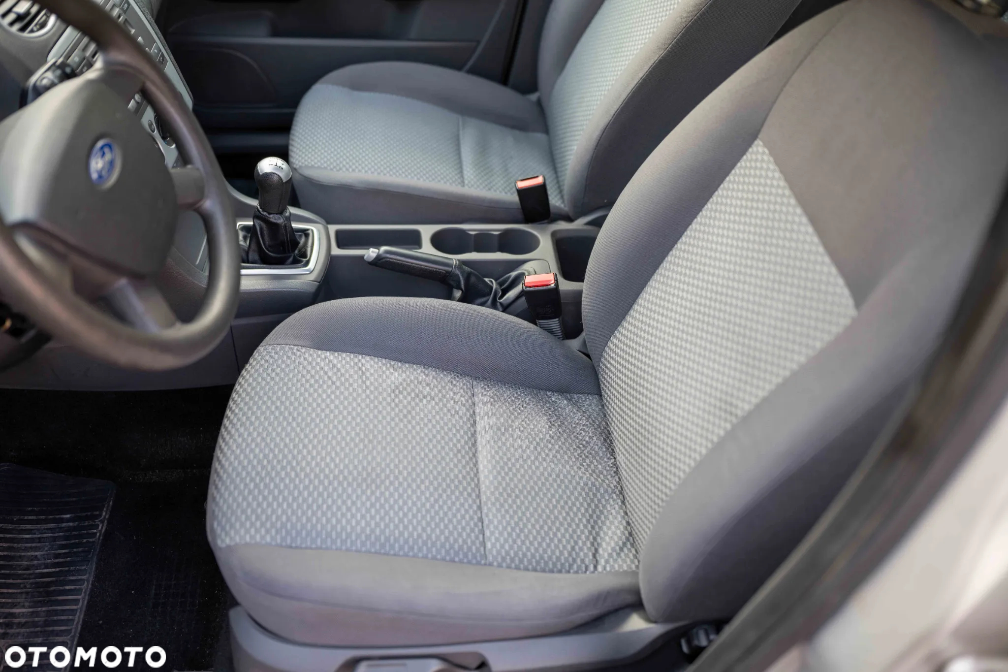 Ford Focus - 13